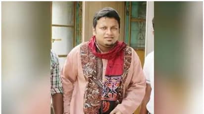 বলেছিলেন 'মমতাকে জড়িয়ে ধরবেন', করোনা আক্রান্ত বিজেপি নেতা অনুপম হাজরা