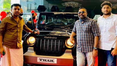 സംവിധായകൻ ഒമർ ലുലുവിന് കിടിലൻ സർപ്രൈസൊരുക്കി 'പവർ സ്റ്റാർ' നിർമാതാവ്