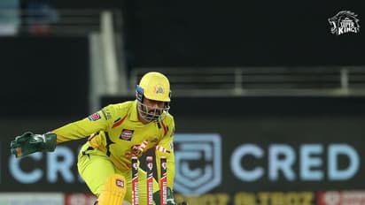 అవే తప్పులు చేశాం: సన్ రైజర్స్ హైదరాబాదు మీద ఓటమిపై ధోనీ