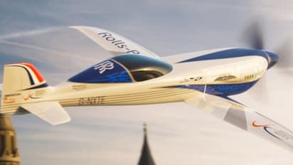 ರೋಲ್ಸ್ ರಾಯ್ಸ್ ನಿರ್ಮಿಸಿದ ಅತೀ ವೇಗದ ಎಲೆಕ್ಟ್ರಿಕ್ ವಿಮಾನ ಪರೀಕ್ಷೆ ಯಶಸ್ವಿ!