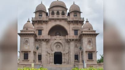 করোনাকালে বদলাচ্ছে বেলুড় মঠের দুর্গাপুজোও, এবার পুজো দেখতে হবে ওয়েবসাইটে