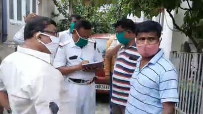 রবিবারের বাজার পড়েই রইল ব্য়াগে, সল্টলেকের বাড়ি ফিরে মালিকের মৃতদেহ দেখল কেয়ারটেকার