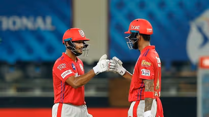 KXIP vs CSK: కింగ్స్ ఎలెవన్ భారీ స్కోరు... చెన్నై ముందు ఛాలెంజింగ్ టార్గెట్...