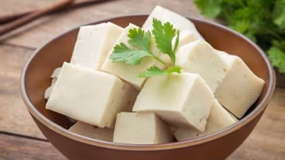 വീട്ടില്‍ തന്നെ പനീര്‍ തയ്യാറാക്കാം; അതും 'സിമ്പിള്‍' ആയി