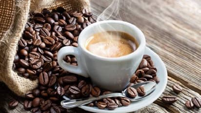 കാപ്പി കഴിക്കുന്നത് ഉറക്ക ക്ഷീണം കുറയ്ക്കുമോ? പുതിയൊരു പഠനം പറയുന്നത് കേള്ക്കൂ...