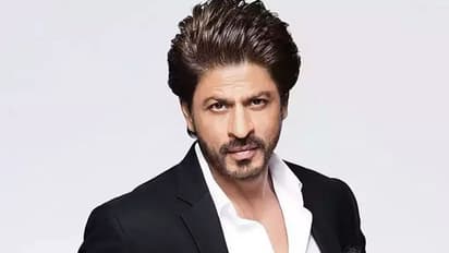 ఇల్లు అమ్ముకుంటున్నావన్న నెటిజెన్ కామెంట్ కి షారుక్ షాకింగ్ రిప్లై