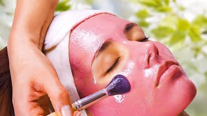 For young, wrinkle-free skin: Grape face masks can help you get rid of those early signs of ageing