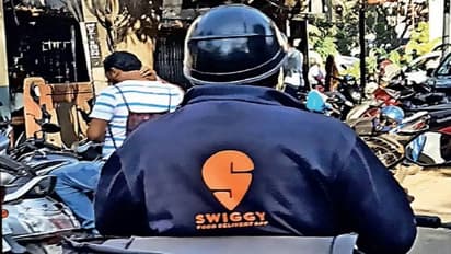 Modi government’s move to sign MoU with Swiggy will benefit 50 lakh street vendors