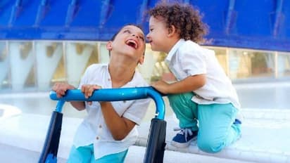 കുഞ്ഞുമനസും ശരീരവും കാത്തുസംരക്ഷിക്കാം; കൊവിഡ് കാലത്തെ സെറിബ്രല് പാള്സി ദിനം