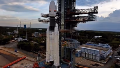 आज का इतिहास: इसरो ने की थी भारत के पहले चंद्रयान-1 की सफल लॉन्चिंग, कईं देशों के सैटेलाइट थे शामिल