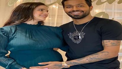 ఏందయ్యా ఇదీ... హార్దిక్ పాండ్యా మళ్ళీ తండ్రి కాబోతున్నాడా?: భార్య నటాషా ప్రెగ్నెన్సీ ఫోటో వైరల్