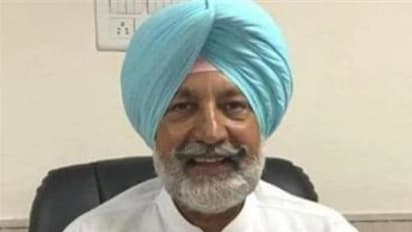 पंजाब के स्वास्थ्य मंत्री कोरोना पॉजिटिव, कल राहुल गाधी और सीएम कैप्टन के साथ बैठे थे स्टेज पर