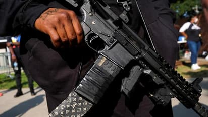 Afghan conflict: Taliban collects weapons from civilians in Kabul