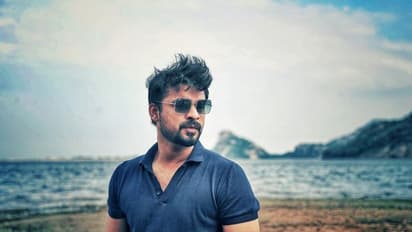 ഫെഫ്കയുടെ കൊവിഡ് സാന്ത്വന പദ്ധതി; രണ്ട് ലക്ഷം രൂപ സംഭാവന നൽകി ടൊവിനോ