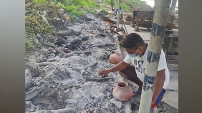 కాలుతున్న శవాలకు, అధికారిక లెక్కలకు కుదరని పొంతన: మధ్యప్రదేశ్ సర్కార్‌పై ఆరోపణలు