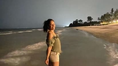 హాఫ్ బకెట్ బ్రెయిన్ గాళ్ళకు రిప్లై ఇవ్వను.. అనసూయ కౌంటర్.. ఫోటోస్ ట్రోలింగ్