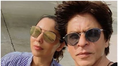 হানিমুনে গৌরীর সরলতার সুযোগ নিয়েছিলেন শাহরুখ, ঠকিয়ে ছিলেন স্ত্রীকে