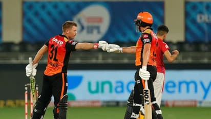 বেয়ারস্টো-ওয়ার্নারের দুরন্ত ব্যাটিং, পঞ্জাবকে ২০২ রানের টার্গেট দিল হায়দরাবাদ