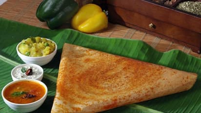 యమ్మీ చికెన్ దోశ.. తిన్నారంటే ఫిదా అవ్వాల్సిందే..