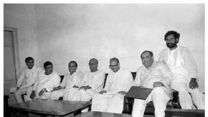 അധികാരത്തിന്റെ പ്രവാചകൻ; പൊലീസ് സൂപ്രണ്ടിൽ നിന്ന് കേന്ദ്രമന്ത്രിവരെ എത്തിയ പസ്വാന്റെ രാഷ്ട്രീയം, ചിത്രങ്ങൾ