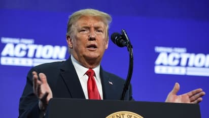 అమెరికా అధ్యక్షుడు ట్రంప్ అభిమాని కృష్ణ గుండెపోటుతో మృతి