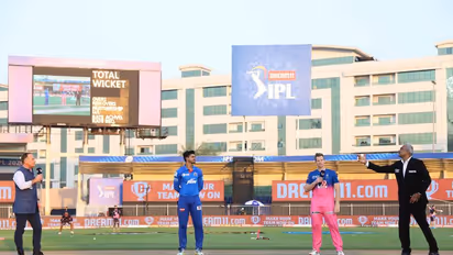 ಡೆಲ್ಲಿ ವಿರುದ್ಧ ಟಾಸ್ ಗೆದ್ದ ರಾಜಸ್ಥಾನ ರಾಯಲ್ಸ್; ತಂಡದಲ್ಲಿ 2 ಬದಲಾವಣೆ!