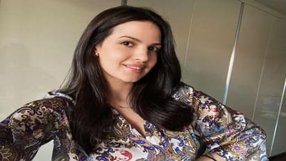 हार्दिक के बर्थडे से 1 दिन पहले बीवी ने बदला लुक, नए अवतार में दूर से ऐसे किया पतिदेव को विश