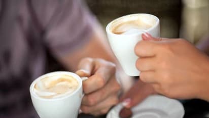 ತಣ್ಣಗಾದ ಚಹಾ ಮತ್ತೆ ಬಿಸಿ ಮಾಡಿ ಕುಡೀತೀರಾ? ಇದು ನೀವು ಮಾಡೋ ದೊಡ್ಡ ಮಿಸ್ಟೇಕ್