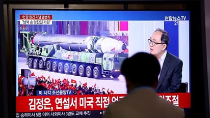 മിസൈല്‍ ശേഷി ലോകത്തിന് മുന്നില്‍ കാണിച്ച് ഉത്തരകൊറിയയുടെ ' പാതിര ഷോ'.!