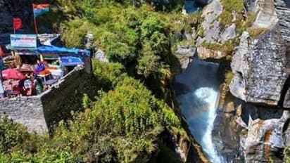 চিন সীমান্তের শেষ ভারতীয় গ্রামে এখনও কঠোর লকডাউন, পর্যটকদের ঢুকতেই দেওয়া হচ্ছে না