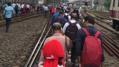 വൈദ്യുതി മുടങ്ങി: മണിക്കൂറുകളോളം നിശ്ചലമായി മുംബൈ നഗരം