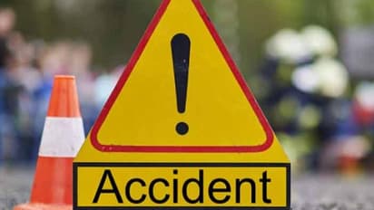 নমাজ পরে ফেরার পথে দুর্ঘটনা, রেজিনগরে বেপরোয়া ট্রাকের ধাক্কায় মৃত্যু তিনজনের