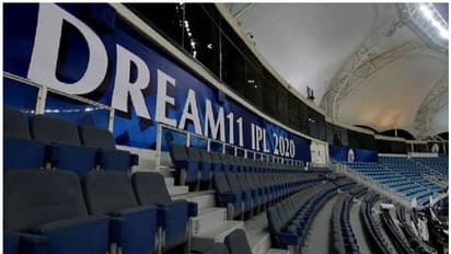 ഐപിഎൽ വാതുവെപ്പിൽ രാജ്യവ്യാപക റെയിഡ്, ലക്ഷങ്ങൾ പിടിച്ചു, നൂറിലധികം പേർ പിടിയിൽ