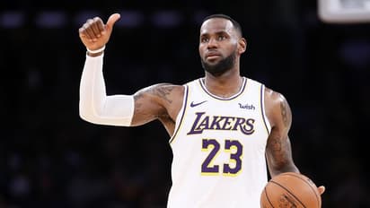 NBA: LeBron James agrees to extend contract with Los Angeles Lakers by 2 years - Reports