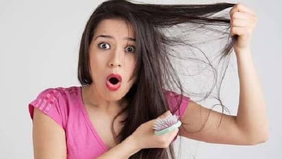 തലമുടി കൊഴിച്ചിലുണ്ടോ? അടുക്കളയിലുള്ള ഈ അഞ്ച് വസ്തുക്കള്‍ കൊണ്ട് പരിഹരിക്കാം...