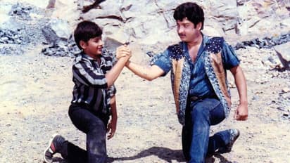 అన్నయ్యతో ఫైట్‌ చేస్తున్న మహేష్‌బాబు.. ఫోటో హల్‌చల్‌