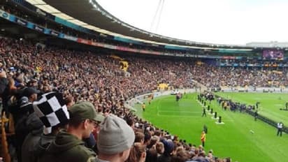 ಮಾಸ್ಕ್ ಹಾಕದೇ ಪಂದ್ಯ ವೀಕ್ಷಿಸಿದ 30ಸಾವಿರ ಫ್ಯಾನ್ಸ್: 7 ತಿಂಗಳ ಬಳಿಕ ದಾಖಲೆ!