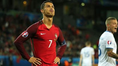 করোনা আক্রান্ত ক্রিশ্চিয়ানো রোনাল্ডো, উদ্বেগে ফুটবল বিশ্ব