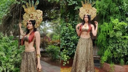 വസ്ത്രത്തിന് പകരം പൂക്കള്‍; ഫാഷന്‍ പരീക്ഷണവുമായി അദ