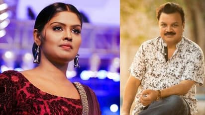 'സിനിമ നിങ്ങളുടെ കടയില് വില്ക്കാന് വച്ചിരിക്കുന്ന കപ്പലണ്ടി മിഠായിയല്ല'; ഇടവേള ബാബുവിനെതിരെ രേവതി സമ്പത്ത്