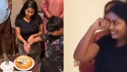 'ആദ്യം ചിരിച്ചു, പിന്നെ കണ്ണ് നിറഞ്ഞ് നവ്യ'; പിറന്നാൾ സർപ്രൈസ് വീഡിയോ വൈറൽ !