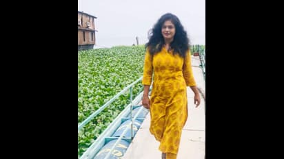 കൂടുതൽ മെലിഞ്ഞ്, പുത്തൻ ​ഗെറ്റപ്പിൽ മഞ്ജു പിള്ള, ചിത്രങ്ങൾ വൈറൽ !