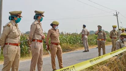 हाथरस के बाद अब चित्रकूट: गैंगरेप के बाद पीड़िता ने लगाई फांसी, गांव में चप्पे-चप्पे पर तैनात पुलिस