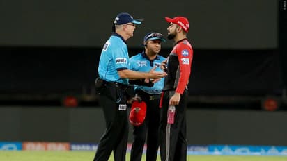 IPL Umpire Salaries: আইপিএল-এর ম্যাচে আম্পায়ারিং করে কত টাকা রোজগার জানেন?