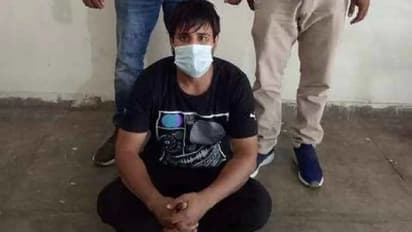 इस शातिर चोर की हैं 16 गर्लफ्रेंड, जिनके शौक के लिए चुराईं BMW-मर्सिडीज जैसी 50 कारें..नाम भी अनेक