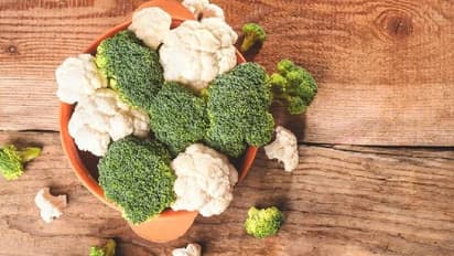 വൃക്കകളെ സംരക്ഷിക്കാൻ കഴിക്കേണ്ട ഭക്ഷണങ്ങള്‍...