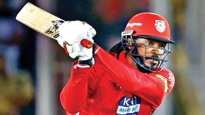 ఒకే ఓవర్ లో 26 పరుగులు... మ్యాచ్ ని టర్న్ చేసిన క్రిస్ గేల్