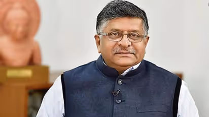 Union law minister Ravi Shankar Prasad shows how it’s done, helps farmer sell his produce profitably