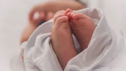 ആറ് വയസുകാരനായ സഹോദരന്റെ ജീവന്‍ രക്ഷിച്ച് ഒരു വയസുകാരി