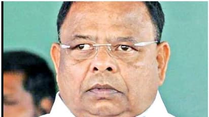 തമിഴ്നാട്ടില് കൊവിഡ് ബാധിച്ച് മുന് എംഎല്എ പി വെട്രിവേല് മരിച്ചു